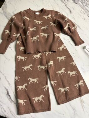 Children's Knit Horse Pajama Set - Brown & Cream